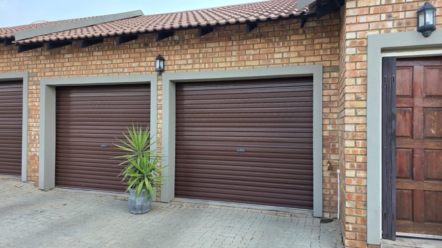 2 Bedroom Property for Sale in Riversdale Gauteng
