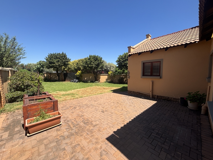 4 Bedroom Property for Sale in Hughes Gauteng
