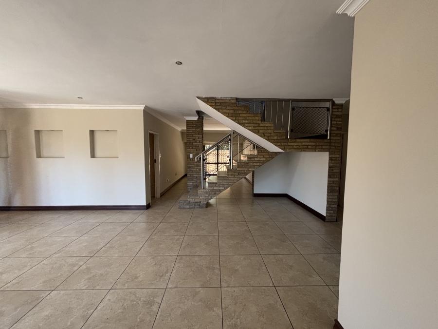 4 Bedroom Property for Sale in Hughes Gauteng