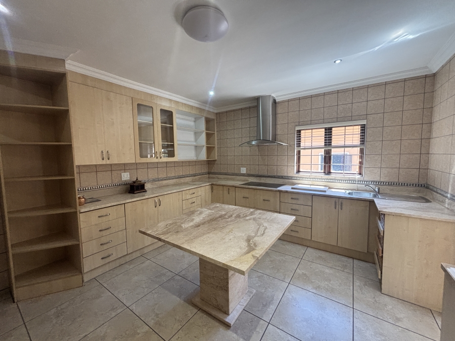 4 Bedroom Property for Sale in Hughes Gauteng