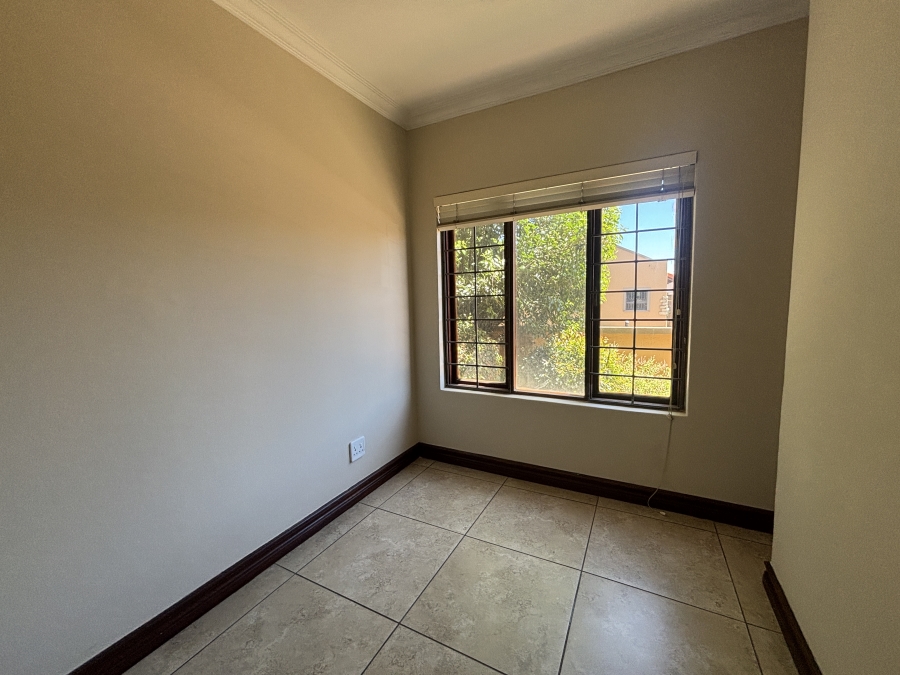 4 Bedroom Property for Sale in Hughes Gauteng