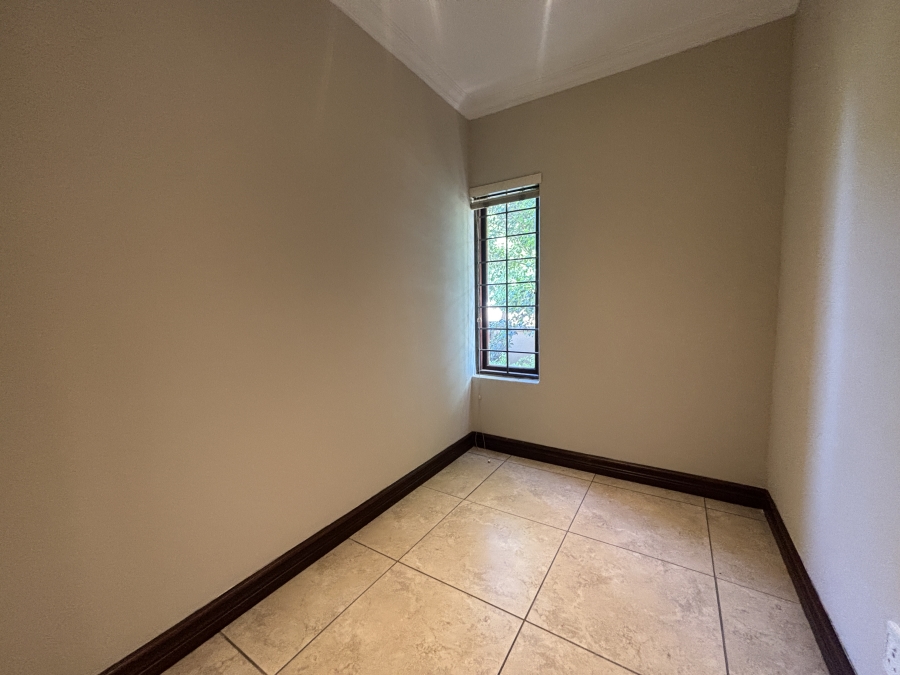 4 Bedroom Property for Sale in Hughes Gauteng