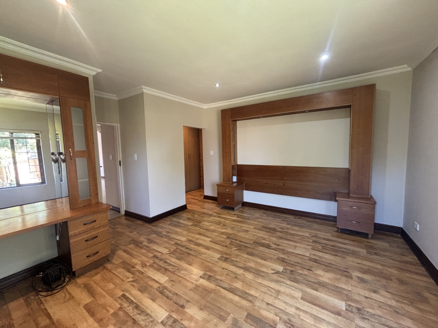 4 Bedroom Property for Sale in Hughes Gauteng