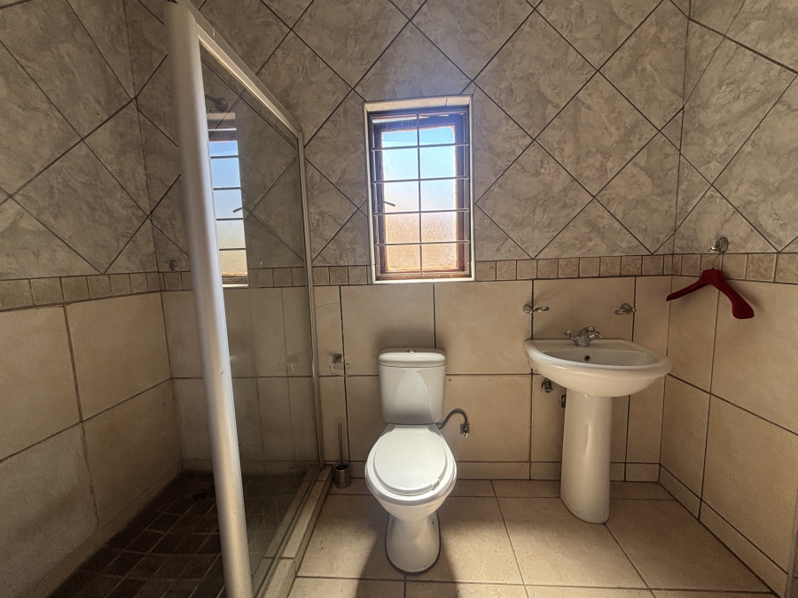 4 Bedroom Property for Sale in Hughes Gauteng