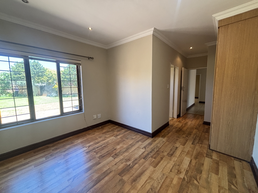 4 Bedroom Property for Sale in Hughes Gauteng