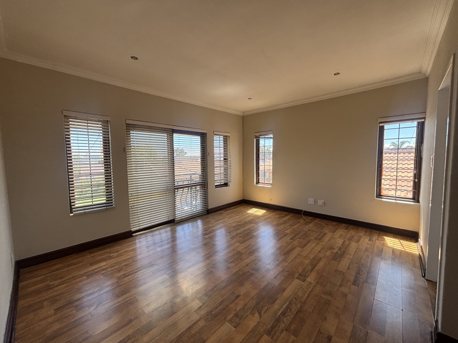 4 Bedroom Property for Sale in Hughes Gauteng