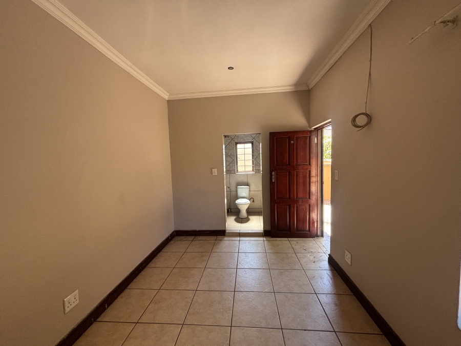 4 Bedroom Property for Sale in Hughes Gauteng
