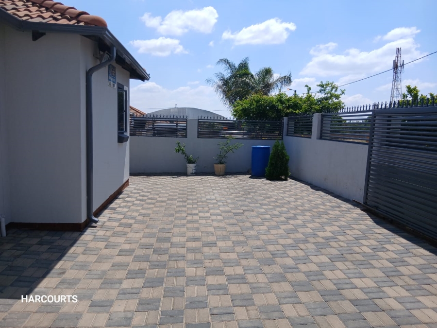 3 Bedroom Property for Sale in Mamelodi East Gauteng