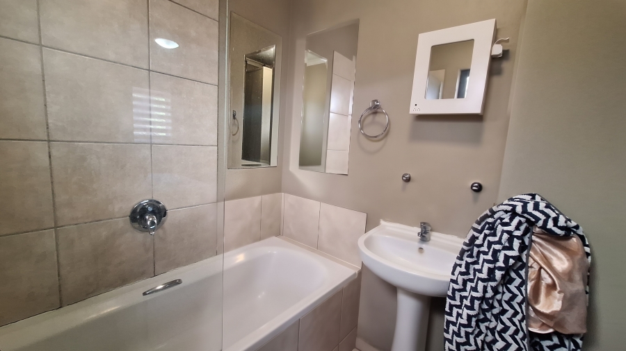 1 Bedroom Property for Sale in Northgate Gauteng
