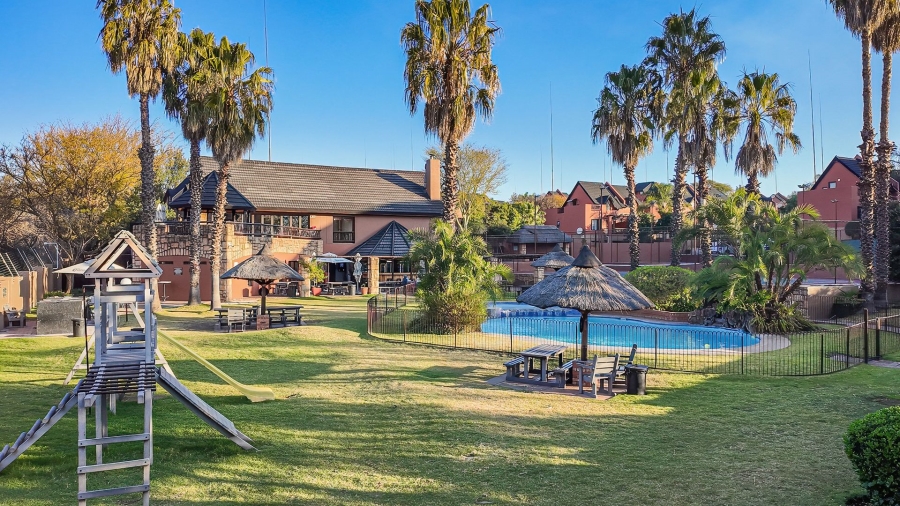 2 Bedroom Property for Sale in Magaliessig Gauteng