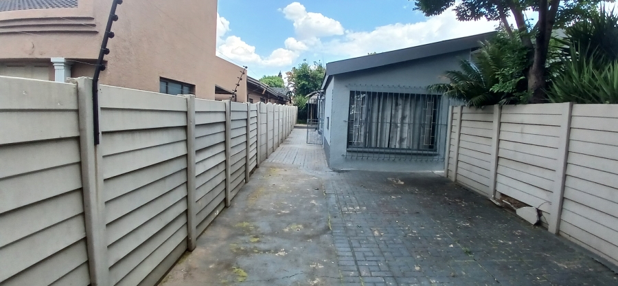 4 Bedroom Property for Sale in Raceview Gauteng