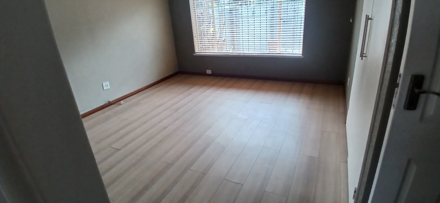 4 Bedroom Property for Sale in Raceview Gauteng