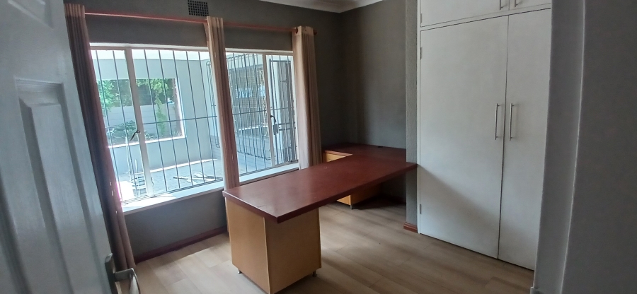 4 Bedroom Property for Sale in Raceview Gauteng