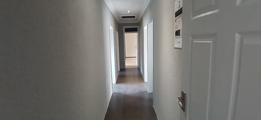 4 Bedroom Property for Sale in Raceview Gauteng