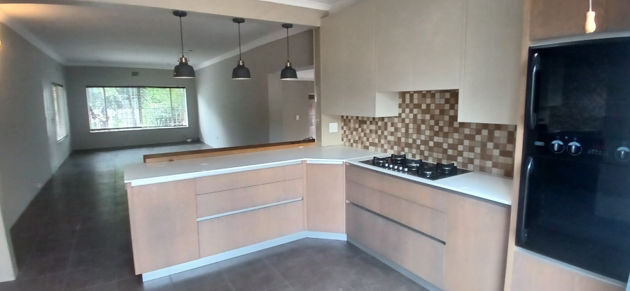 4 Bedroom Property for Sale in Raceview Gauteng