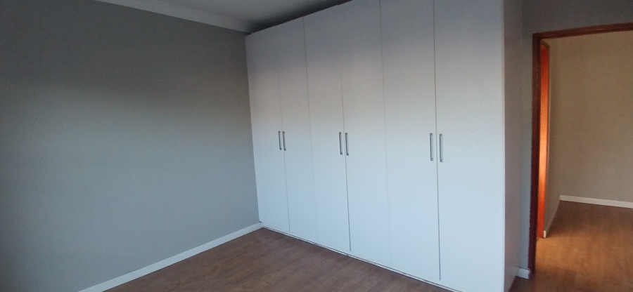 4 Bedroom Property for Sale in Raceview Gauteng