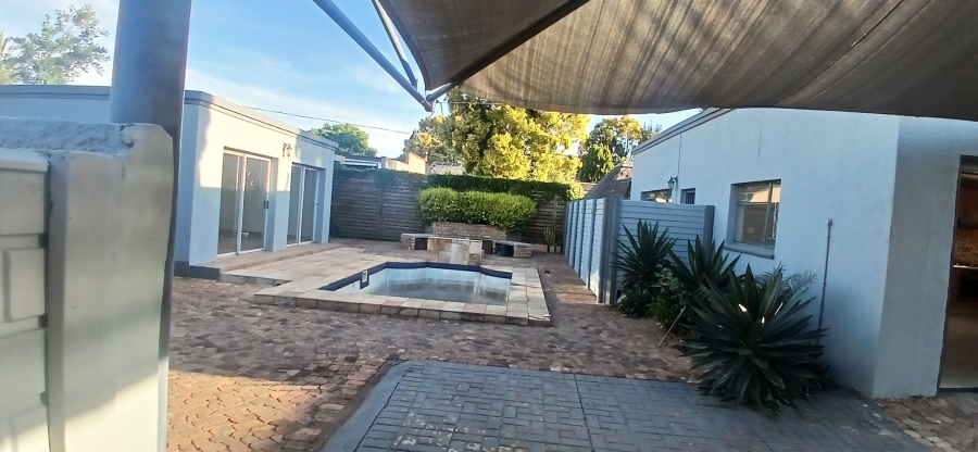 4 Bedroom Property for Sale in Raceview Gauteng