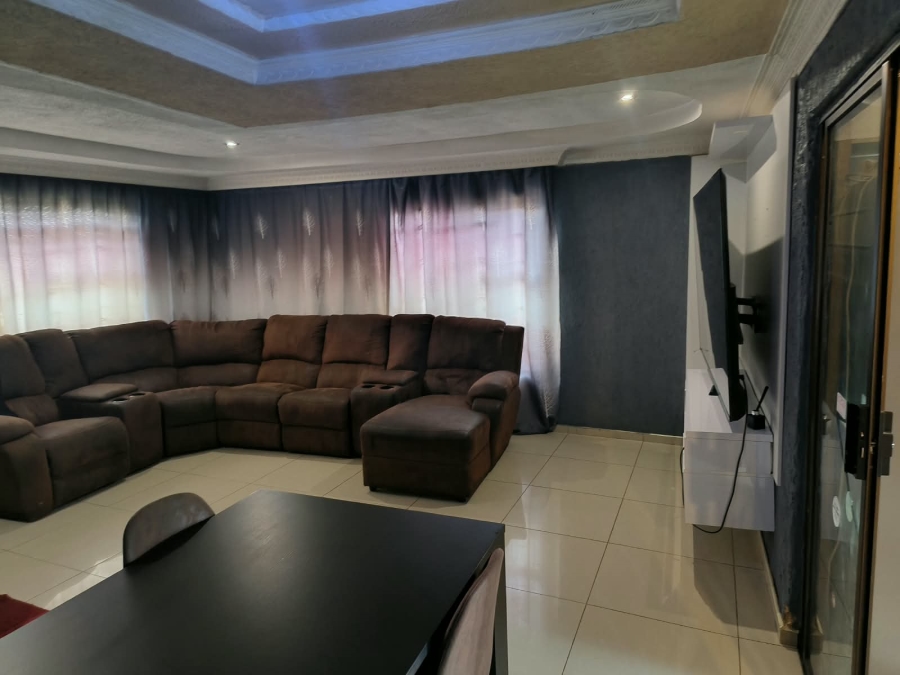 4 Bedroom Property for Sale in Spruit View Gauteng