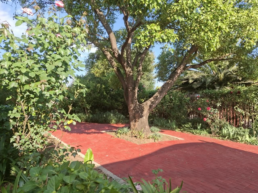5 Bedroom Property for Sale in Three Rivers Gauteng