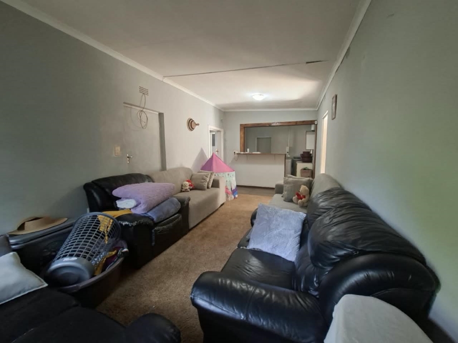5 Bedroom Property for Sale in Three Rivers Gauteng