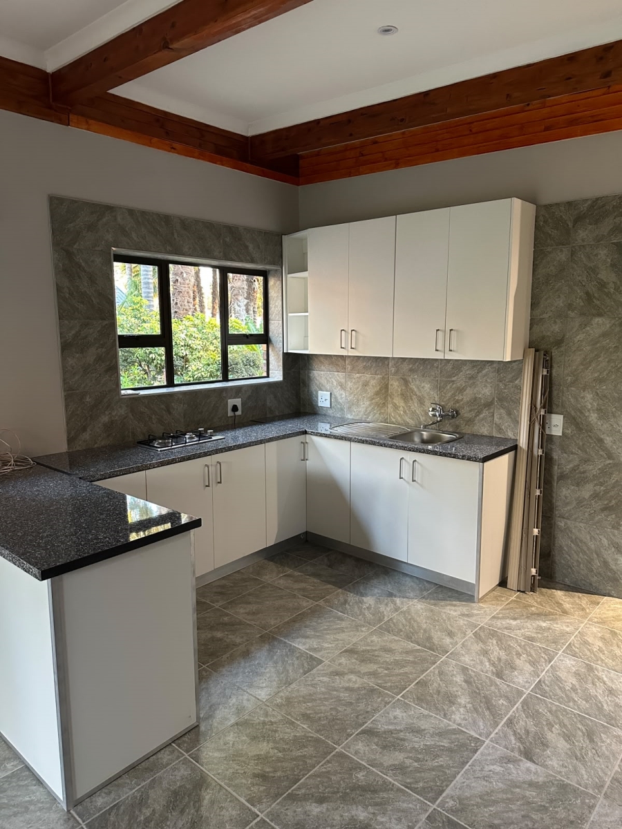 5 Bedroom Property for Sale in Clubview Gauteng