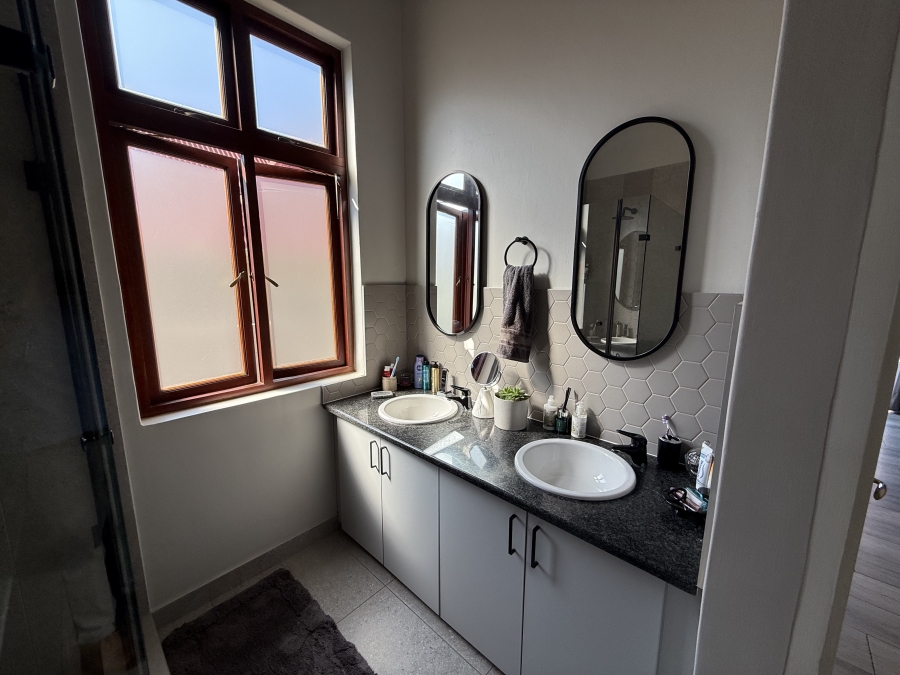 To Let 3 Bedroom Property for Rent in Heritage Hill Gauteng