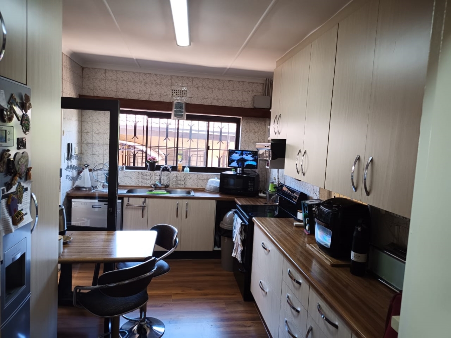 4 Bedroom Property for Sale in Alan Manor Gauteng