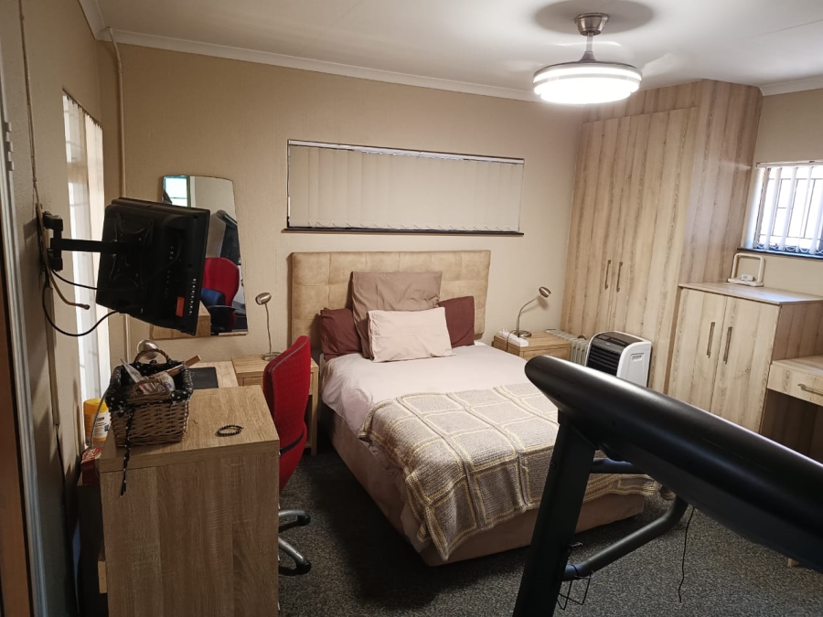 4 Bedroom Property for Sale in Alan Manor Gauteng