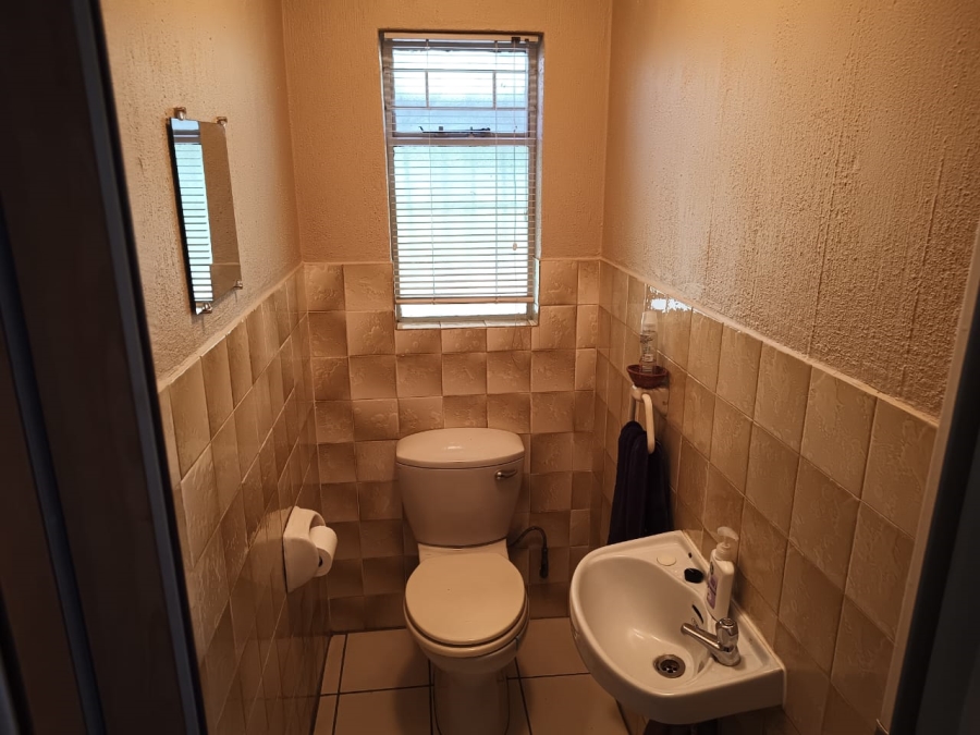 4 Bedroom Property for Sale in Alan Manor Gauteng