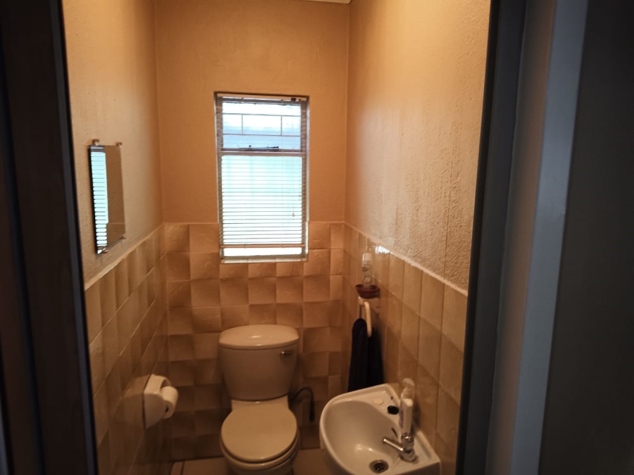 4 Bedroom Property for Sale in Alan Manor Gauteng