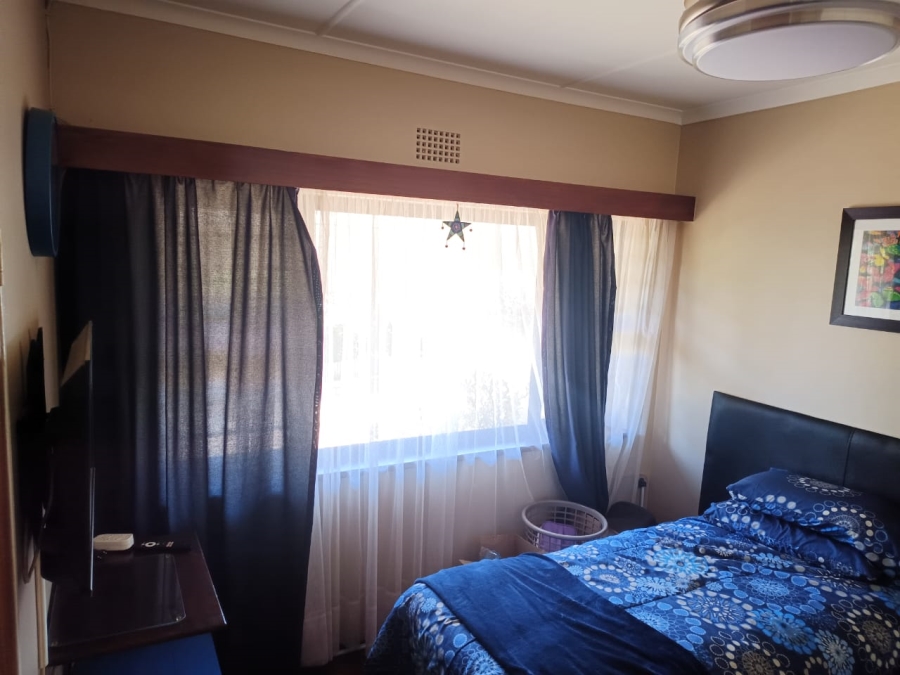 4 Bedroom Property for Sale in Alan Manor Gauteng