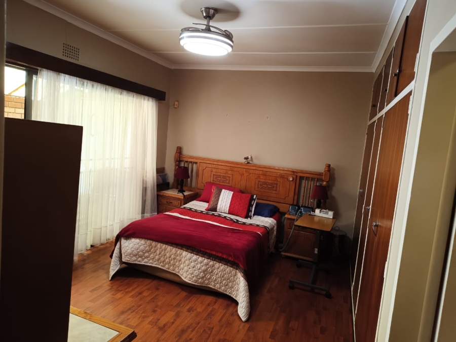 4 Bedroom Property for Sale in Alan Manor Gauteng