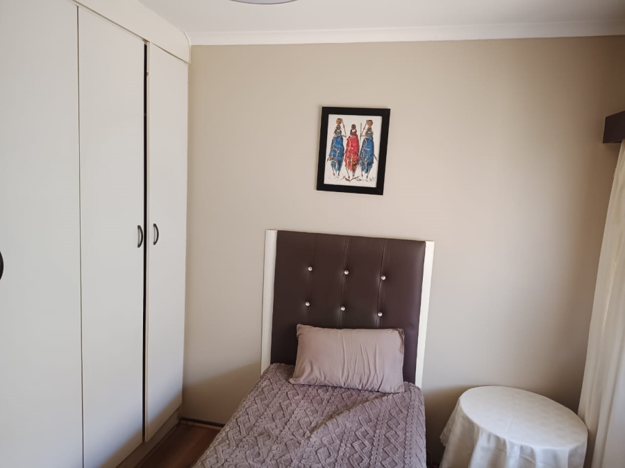 4 Bedroom Property for Sale in Alan Manor Gauteng