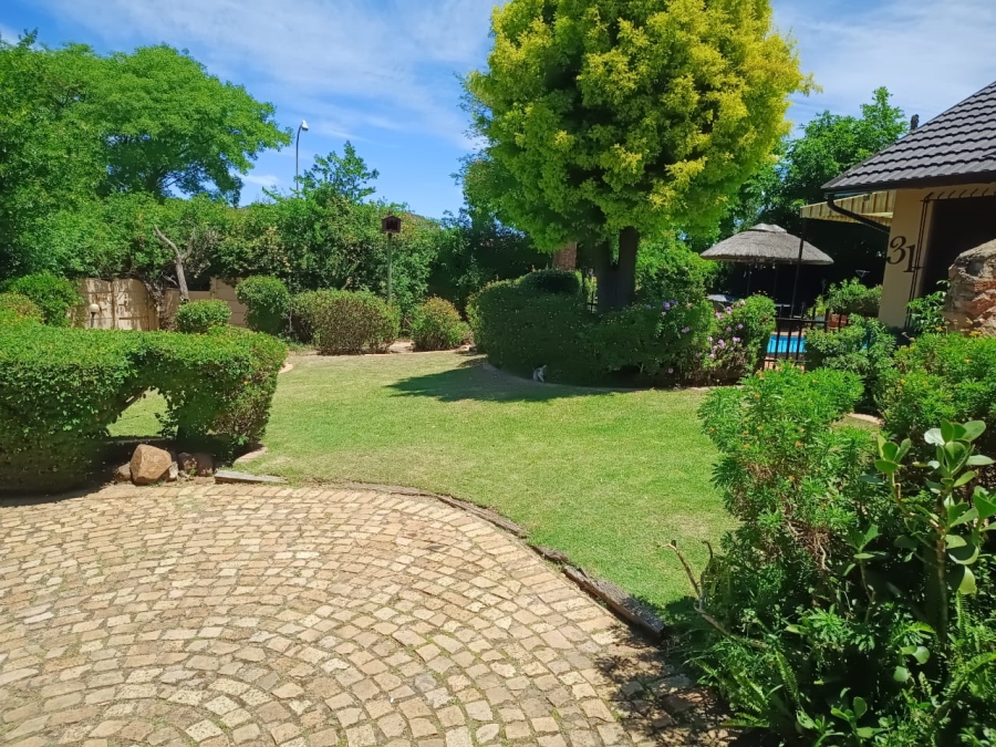 4 Bedroom Property for Sale in Alan Manor Gauteng