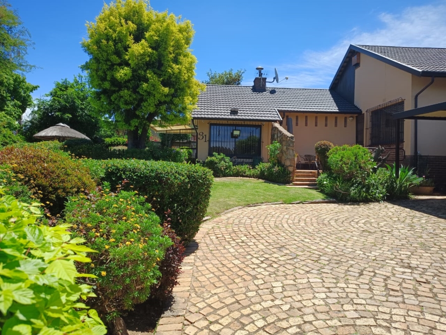 4 Bedroom Property for Sale in Alan Manor Gauteng