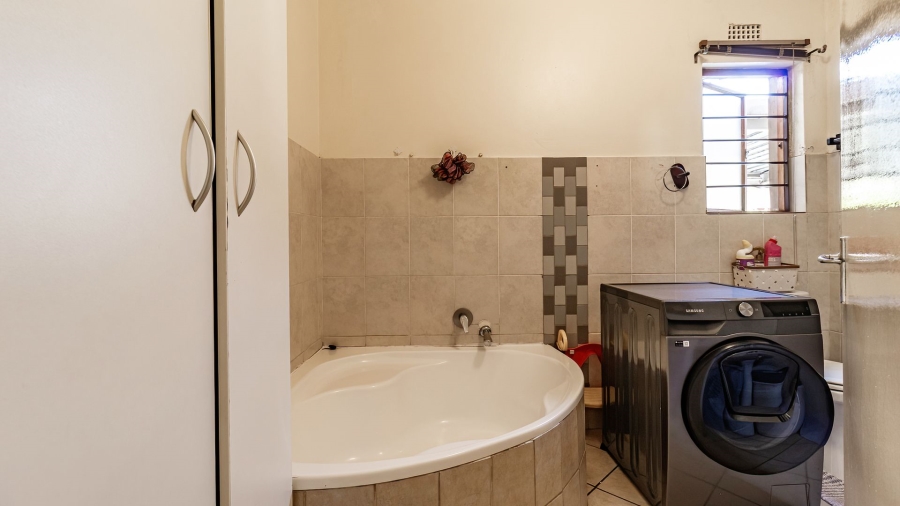 3 Bedroom Property for Sale in Northwold Gauteng