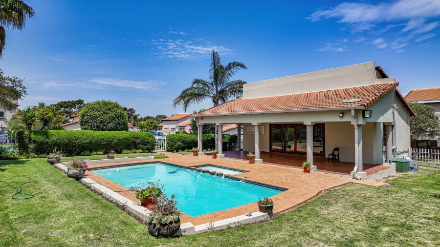 3 Bedroom Property for Sale in Northwold Gauteng