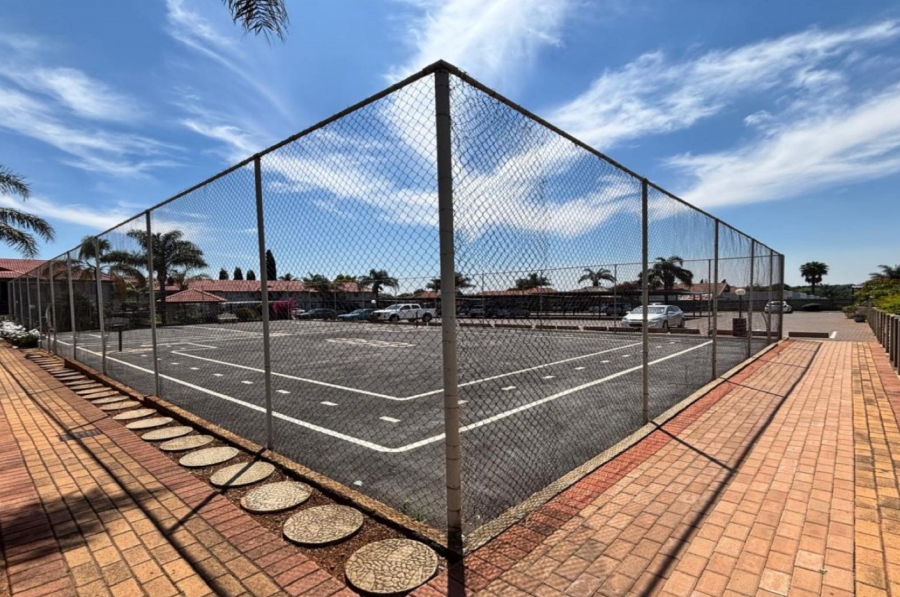 1 Bedroom Property for Sale in Glen Marais Gauteng