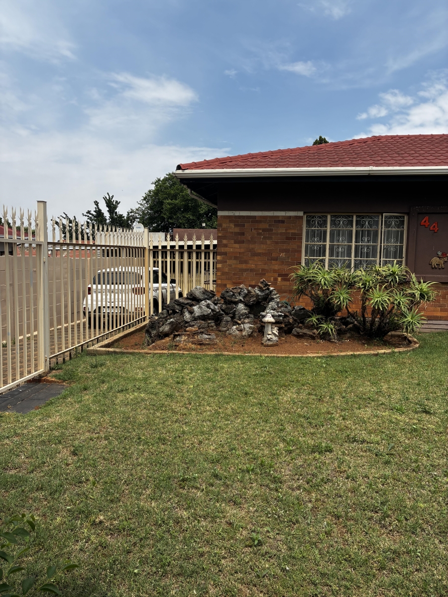 3 Bedroom Property for Sale in Homestead Gauteng