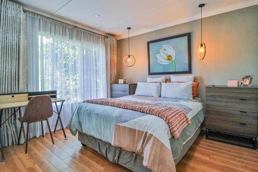 2 Bedroom Property for Sale in Magaliessig Gauteng