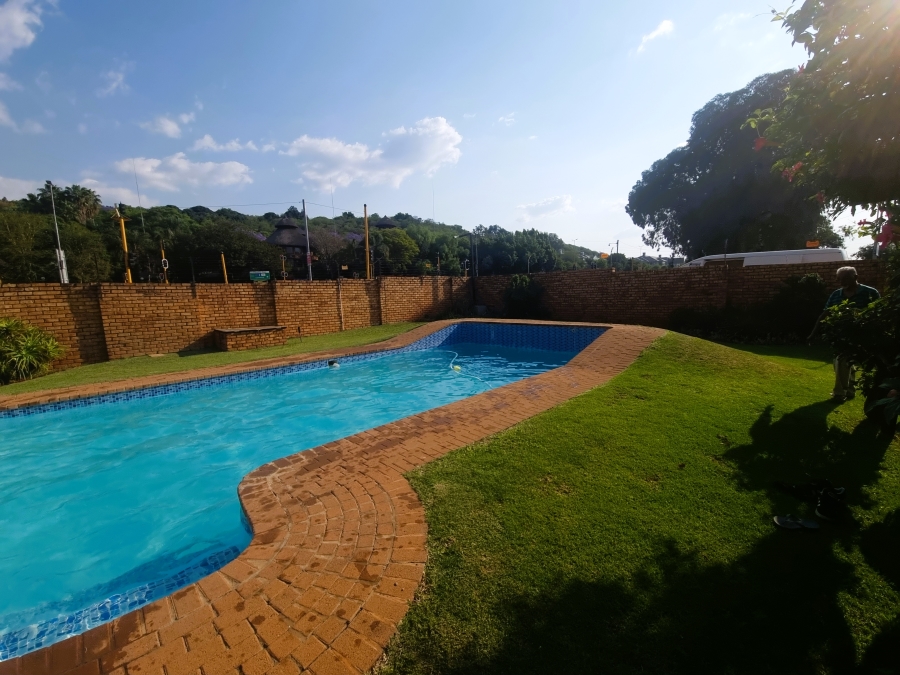 3 Bedroom Property for Sale in Die Wilgers Gauteng