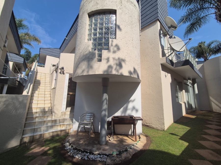 3 Bedroom Property for Sale in Bassonia Gauteng