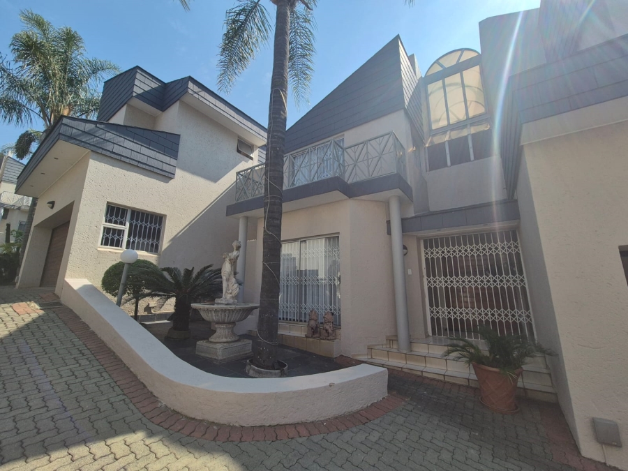 3 Bedroom Property for Sale in Bassonia Gauteng