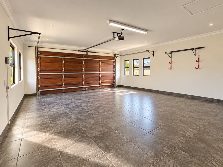 4 Bedroom Property for Sale in Pebble Rock Golf Village Gauteng