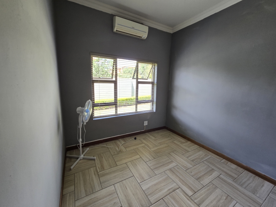 4 Bedroom Property for Sale in Pebble Rock Golf Village Gauteng