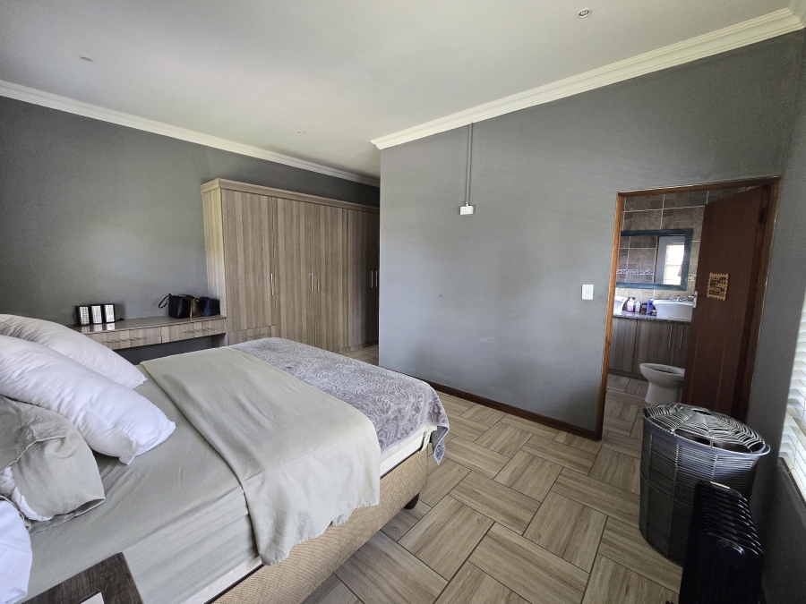 4 Bedroom Property for Sale in Pebble Rock Golf Village Gauteng