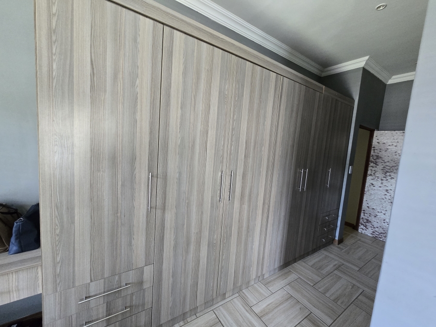 4 Bedroom Property for Sale in Pebble Rock Golf Village Gauteng
