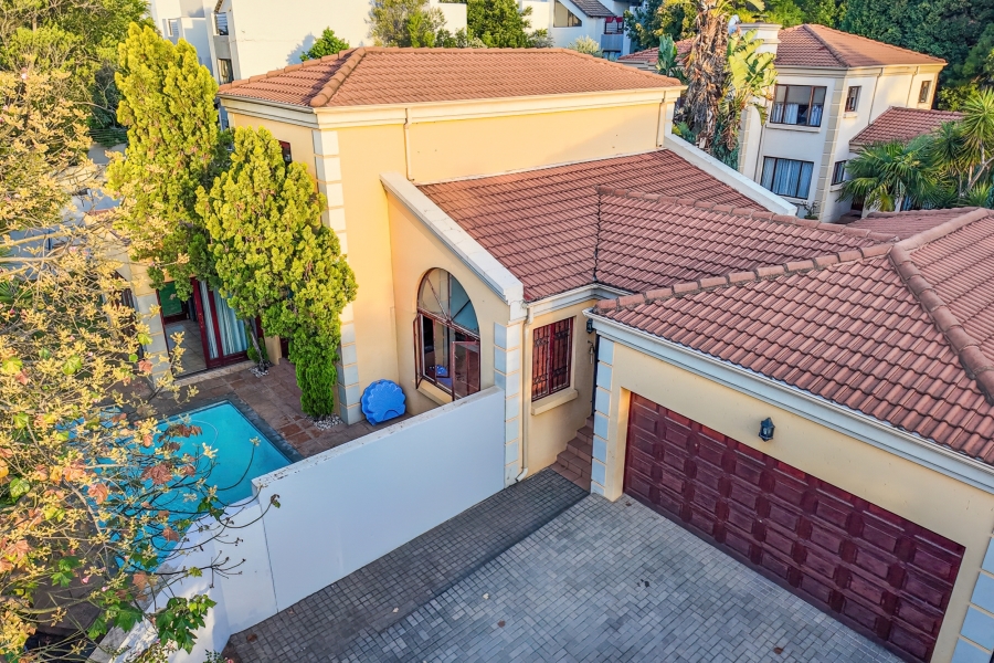 4 Bedroom Property for Sale in Douglasdale Gauteng