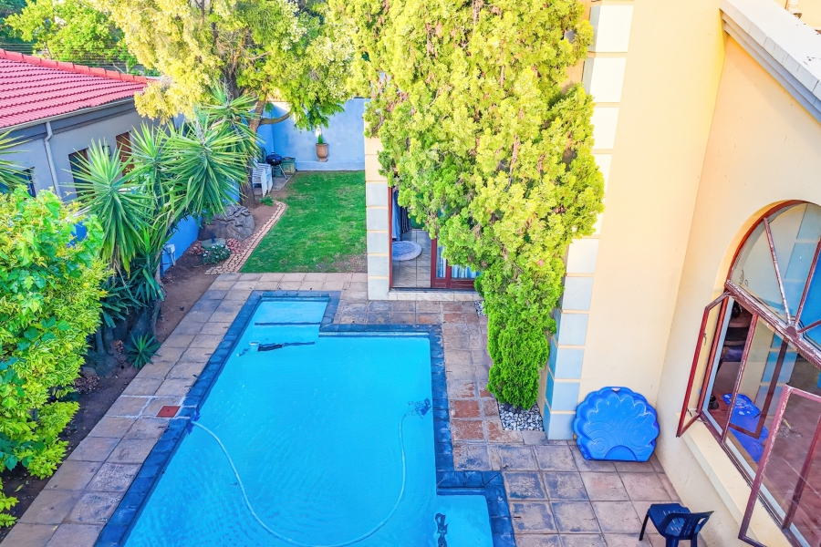 4 Bedroom Property for Sale in Douglasdale Gauteng