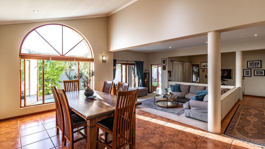 4 Bedroom Property for Sale in Douglasdale Gauteng